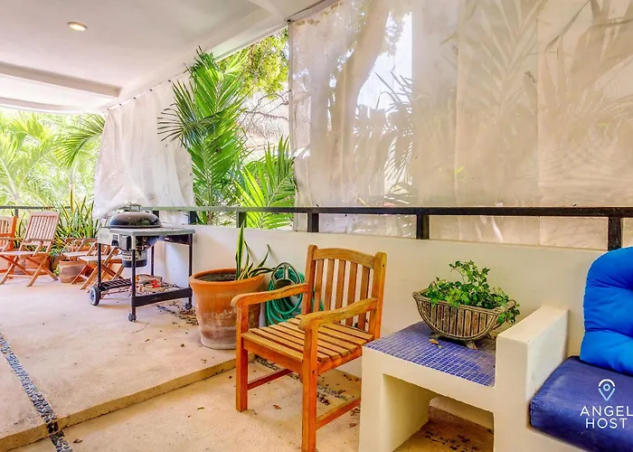 New Tropical Vibe With Roof Pool 3 Blks Casa de férias *