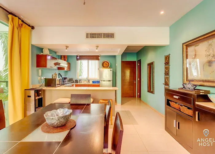 Casa de férias New Tropical Vibe With Roof Pool 3 Blks *